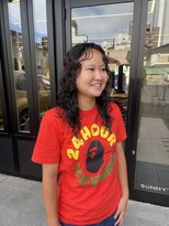 サニーズ(SUNNY'S by CONKS)&nbsp;癖毛を生かした【レイヤーパーマ】