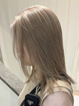 スレイ(SLAY) くすみベージュ