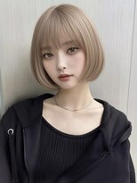 ユーフォリア 渋谷グランデ(Euphoria SHIBUYA GRANDE)&nbsp;渋谷 韓国ヘア 顔周りレイヤー 大人ボブ  ミルクティベージュ