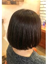 ヘアメイク フレンシア(hair make flencia)&nbsp;艶やかな質感で魅せる大人可愛い内巻きボブ【131スタイル】