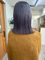リアン(Lien)&nbsp;ブリーチカラー/パープルグレージュ/切りっぱなしヘア