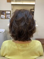 エール(ale)&nbsp;ミディアムショートパーマ