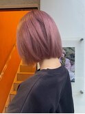 ピンク ボブ ショートボブ ブリーチヘア