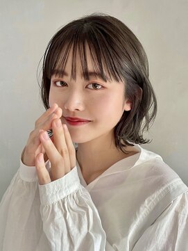 ルル 表参道(lulu.) 【高橋弥生】ボブ　シースルーバング　オリーブカラー