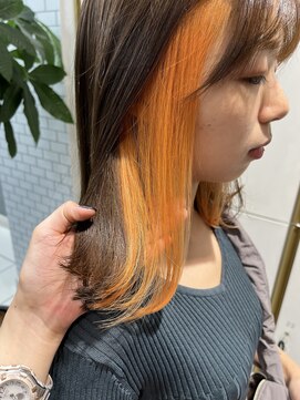 ハレル 戸塚(HAREru.) オレンジイヤリングカラー