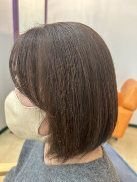 シーズンズ(SEASONS) 前下がりボブ