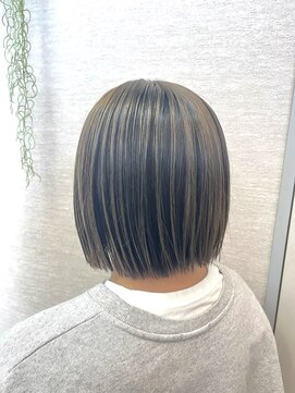 バセット バイ アルター 鎌取店(basset by aL-ter) ベージュ×アンブレラカラー