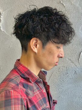 ニアウ 伊勢崎連取店(Niau) 波巻きスパイラルパーマツイストスパイラルパーマシャドウパーマ