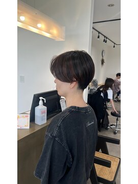 エトワールプラス 刈り上げハンサムショート11.16暗めカラー