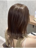 細めハイライト/ベージュカラー/切りっぱなし
