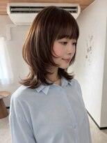エトワ 中央店(etoi)&nbsp;大分ハッシュカット胸上鎖骨下ミディアムレイヤースタイルかるめ