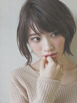 リブ(Live)&nbsp;ユル抜けパーマで甘辛いショートヘア３ (久米川)