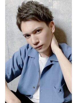 クーエフー(coo et fuu) ソフトツーブロックのショートレイヤー 短髪 オシャレ感