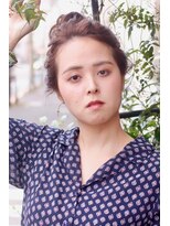 トプカピ(TOPCAPI)&nbsp;ルーズなお団子ヘア