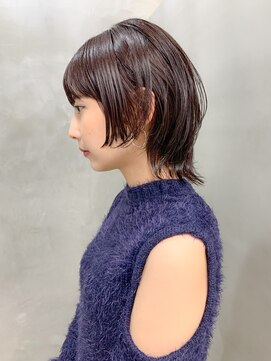 テトヘアー(teto hair) ウルフカット、パツッとウルフ、ピンクパープル