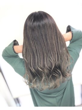 アイズ 本厚木(AIZU) グレージュ　ハイライト　バレイヤージュ