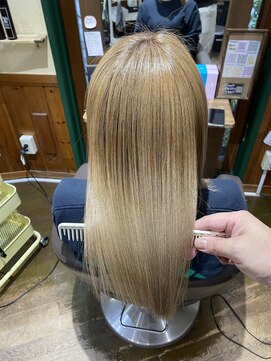 エルパライソ 鯖江店(Elparaiso) 鯖江/髪質改善/艶髪ロング/白髪ぼかし/ダメージレス/