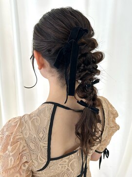 サクララ(Sakura la) あみおろしポニー/リボンアレンジ/参列ヘア/お呼ばれヘア/鎌倉