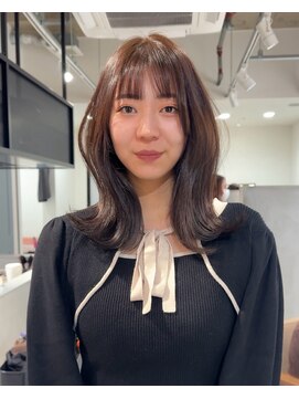 キュエム(Cuem) 【Cuem 小原】くびれロブ マロンブラウン