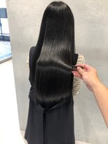 リブロ(LiBro)&nbsp;美髪ダークアッシュ暗めカラーフェミニンロング大人ガーリー