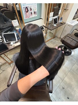 赤坂＊暗めグレージュ韓国風ストレートヘア髪質改善メテオ