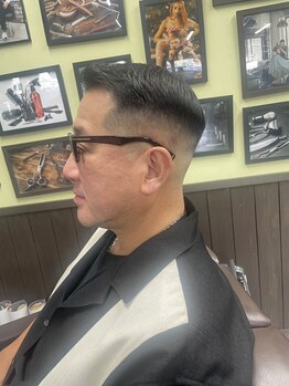 アトム(ATOM)の写真/BARBERならではのこだわりのシェービング技術で、ヘアスタイルだけでなくお顔のお手入れもお任せ！