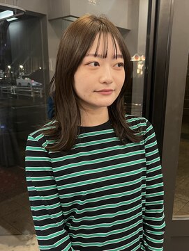 ヘアーアイスカルテット(HAIR ICI QUARTET) 春カラー◎オリーブベージュ×顔周りレイヤーカット