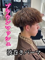 ルースト 心斎橋店(ROOST) MEN’S HAIR/サーフカール/刈り上げセンターパート/心斎橋