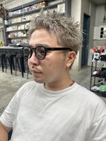 ハングアウト(Hangout) ホワイトベージュ/スパイキー/沖縄/那覇
