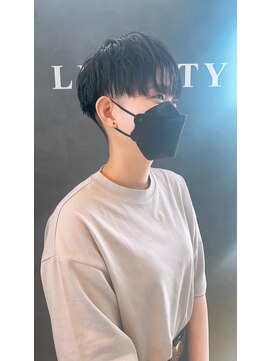 リバティー(LIVERTY) 刈り上げ女子