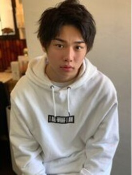 アクアマリン8810 ハチハチイチゼロ(AQUA MARINE 8810) 束感ショート/ツーブロックマッシュ/ハイライト/波巻き/北習志野