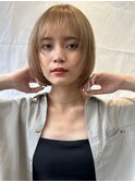 ダメージレスなブリーチカラーで作るベージュカラー