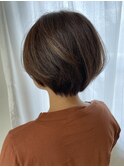 30代女性 丸みショート ブラウンベージュ