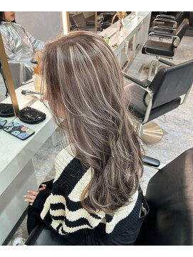 ブレンド 渋谷(BLend) ハイライトブルージュマチルダボブインナーグレージュ