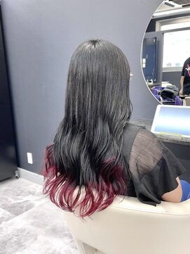 ホワイト 梅田(white) エンドカラー:ブラック×レッド