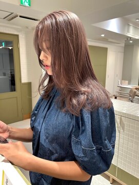 エミィ(emme) 透明感カラー20代30代髪質改善ハイライトブリーチカット立川