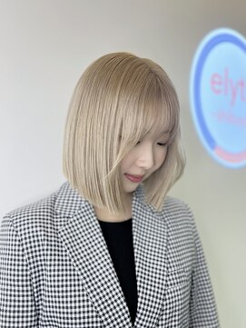 エリーツ 表参道(elyts) ハイトーンボブ