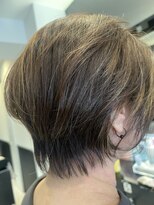 ディーヘアーデザイン(d.HAIR DESIGN)&nbsp;大人ショート×ハイライト