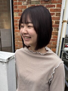 サークル(CIRCLES) ストレートボブ、ワンレンボブ