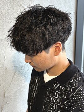 ニアウ 高崎店(Niau) メンズマッシュソフトツイストスパイラルパーマ群馬高崎眉毛韓国