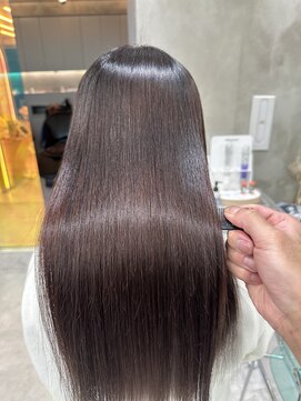 ロンドルーチェ 心斎橋(Lond luce) ダークアッシュ/ミディアムレイヤーカット［髪質改善/縮毛矯正］