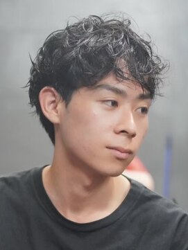 ノーエン(noen) 佐賀センターパートサーフカール緩めシャドウパーマフェード