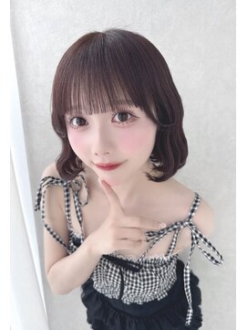 アイドル前髪ぱっつんボブウェーブ巻き