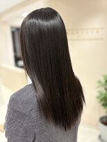 アンベリールフルー(EMBELLIR fleur)&nbsp;酸性ストレートで叶う美髪ロング