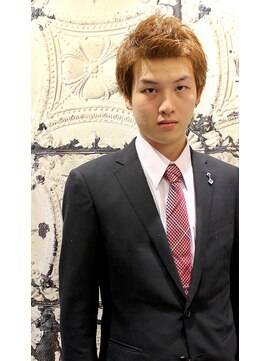 ヨシザワインク プレミアム 築地店(YOSHIZAWA Inc. PREMIUM) ビジネスソフトモヒカン金髪ツーブロックツンツンスタイル