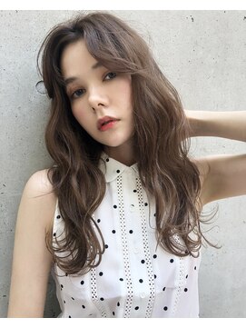 ラグナ(LAGUNA) かきあげセンターパート×クリアアッシュ