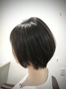 トムヘアーデザイン 楠葉店(TOM HAIR DESIGN) お手入れ楽チン！ナチュラルショートボブ