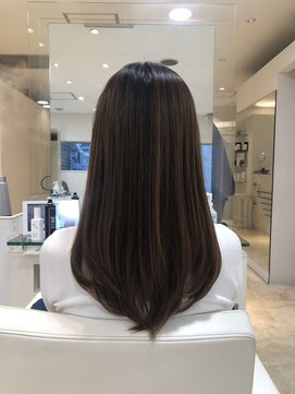 アドラシオン(Adoration) ミディアム