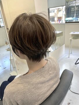 ジジ(jiji) 《jiji》マッシュ×レイヤー×白髪ぼかし