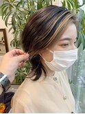 フェイスフレーミング/前髪無しウルフカット/インナーカラー